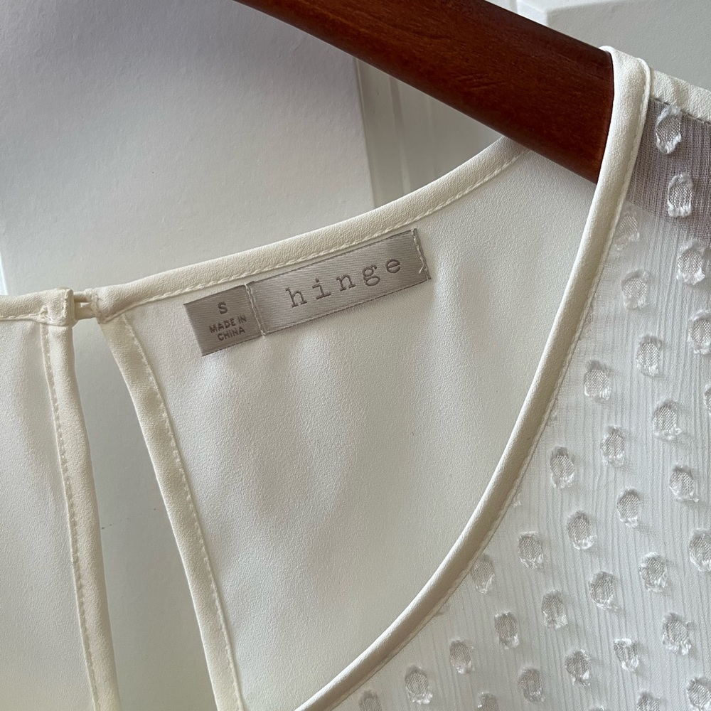 Chiffon bow tie blouse - Picture 3 of 12